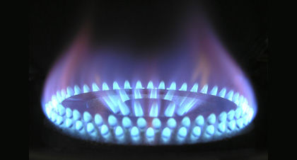Gas